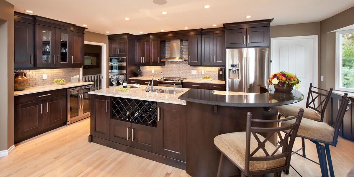 Images JMK Kitchens & Custom Woodworking Ltd