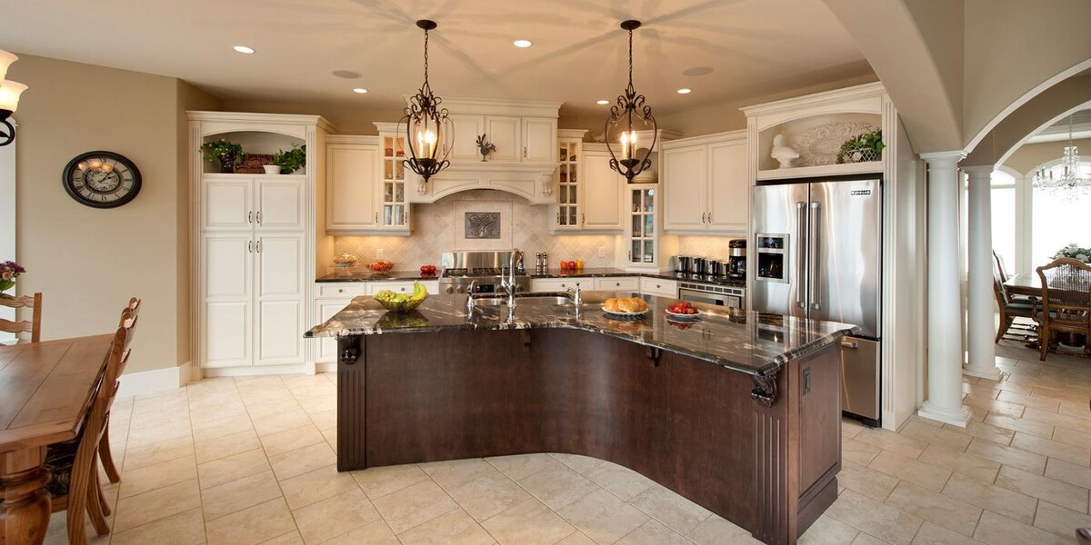 Images JMK Kitchens & Custom Woodworking Ltd