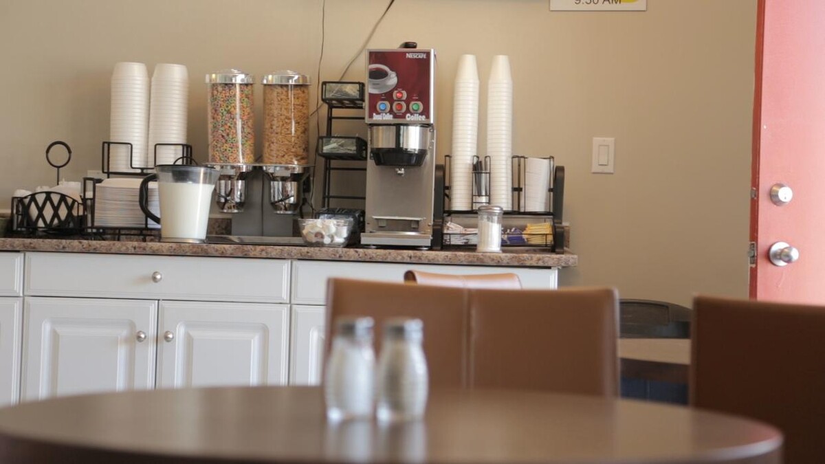 Images Super 8 Kamloops East