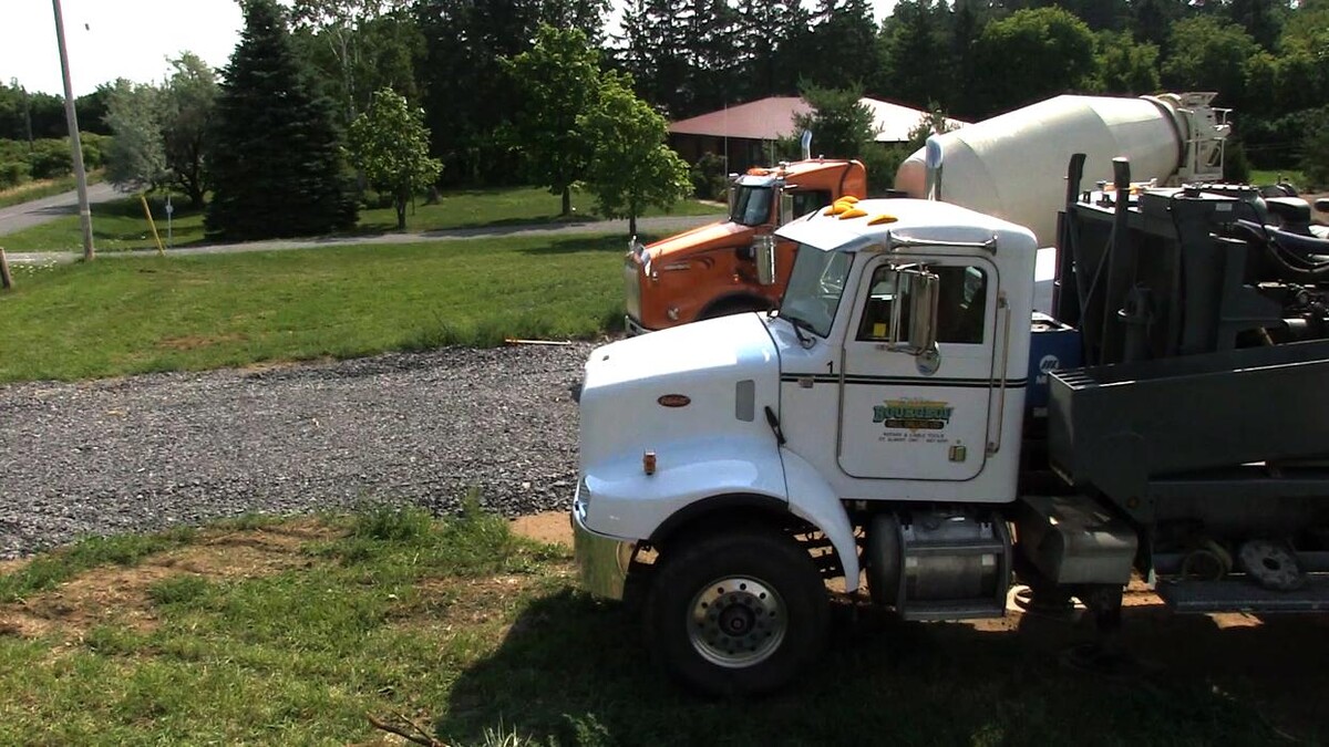 Images Bourgeois Well Drilling Ltd