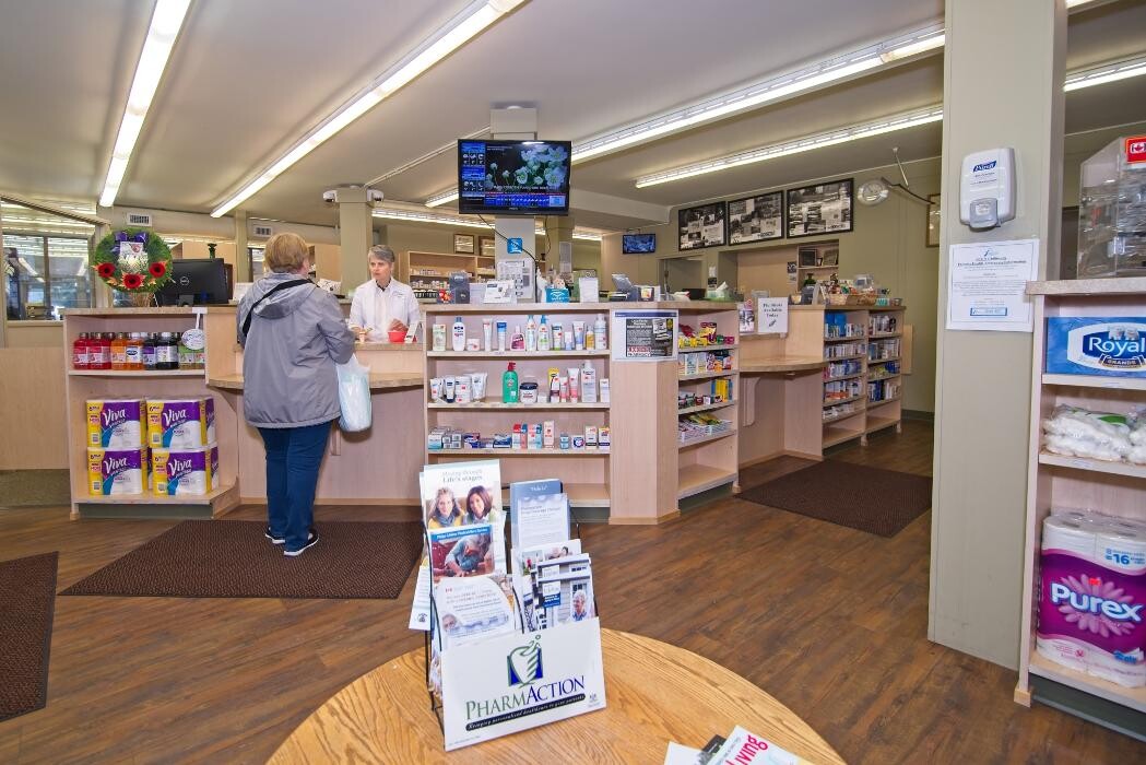 Images Lock's Pharmacy