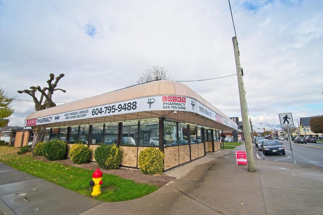 Images Lock's Pharmacy