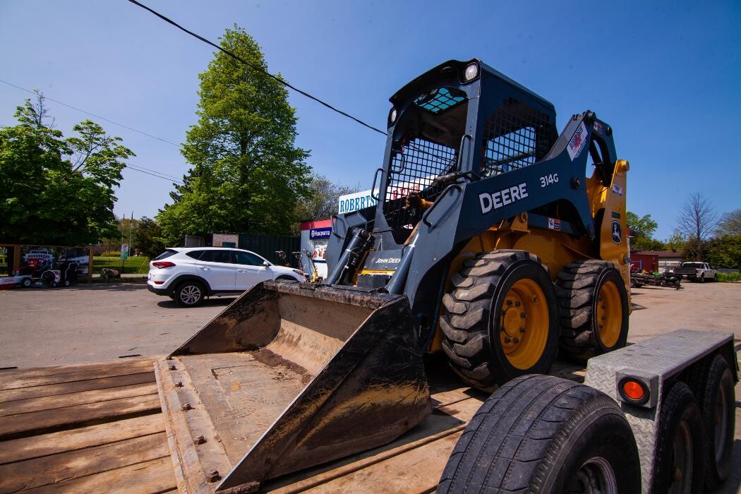 Images Robertson Rentals Inc