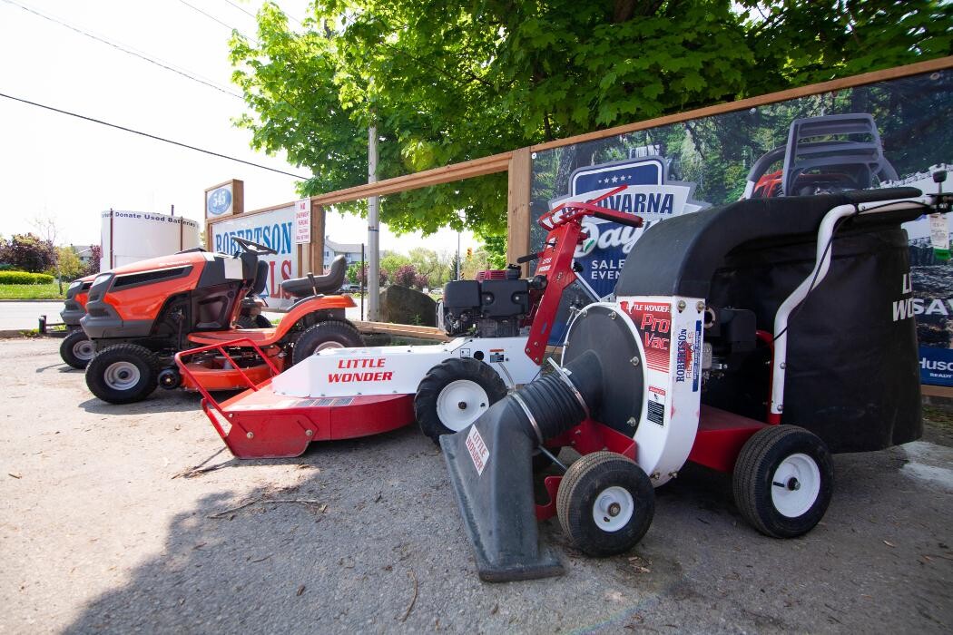 Images Robertson Rentals Inc