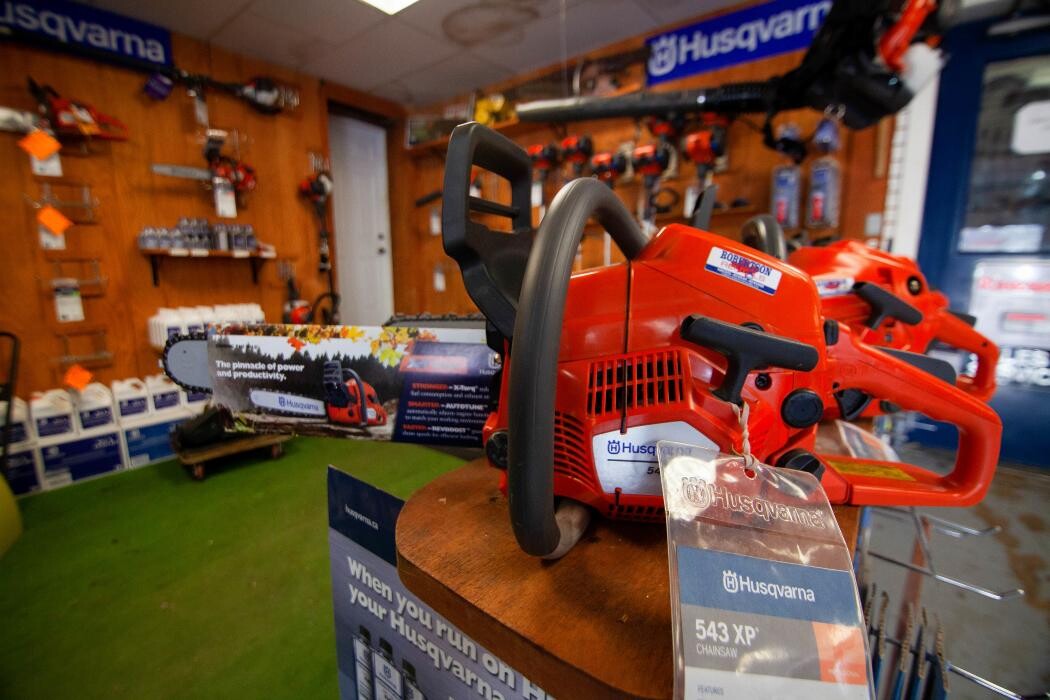 Images Robertson Rentals Inc