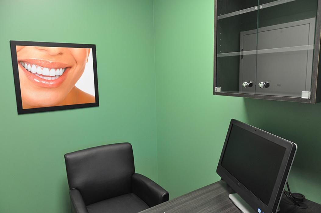 Images Country Park Dental