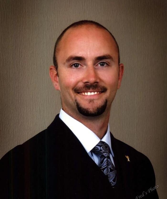 Images Ostrander's Funeral Home Ltd