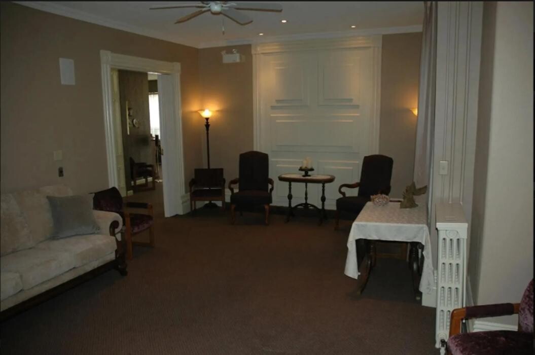 Images Ostrander's Funeral Home Ltd