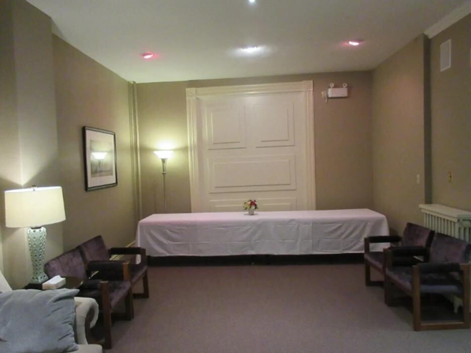 Images Ostrander's Funeral Home Ltd