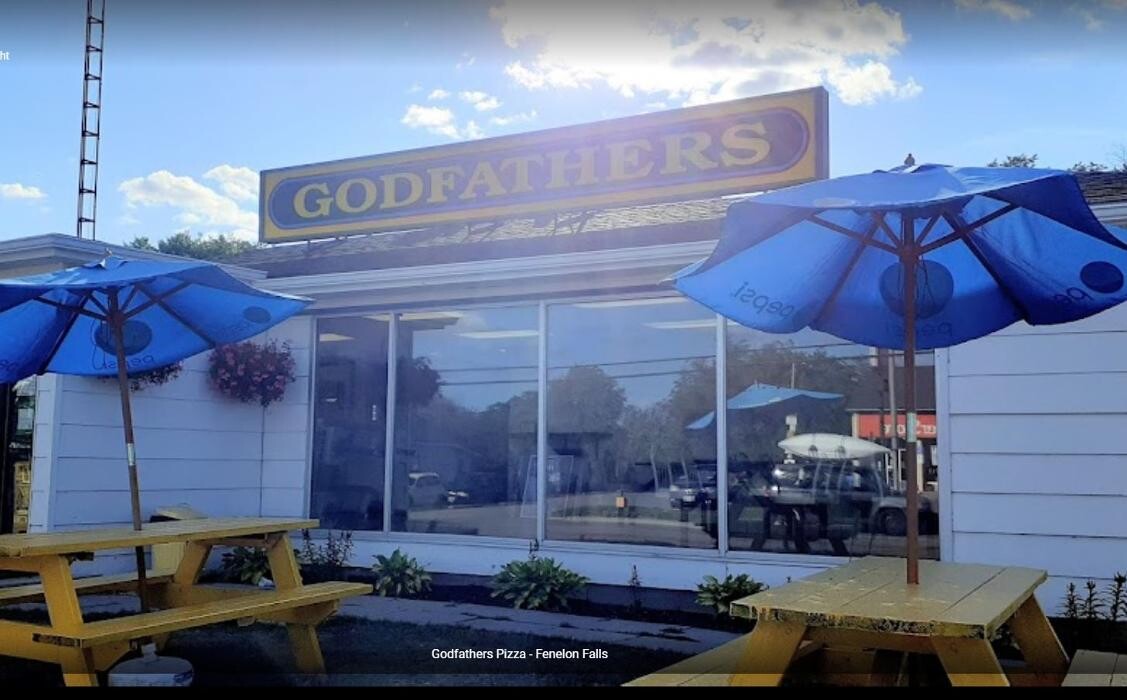 Images Godfathers Pizza - Fenelon Falls