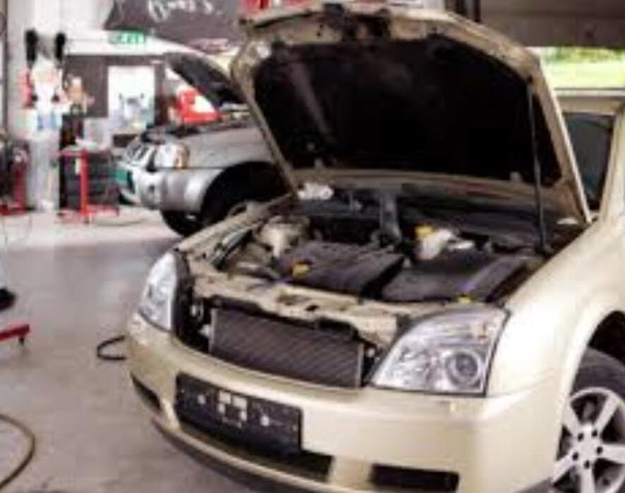 Images Standish Automotive Ltd