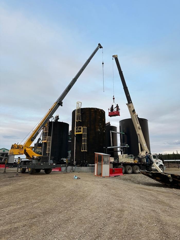 Images Hy-Line Crane & Picker Service