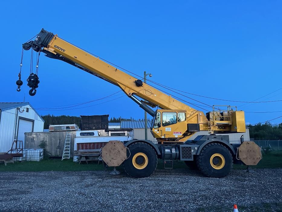 Images Hy-Line Crane & Picker Service