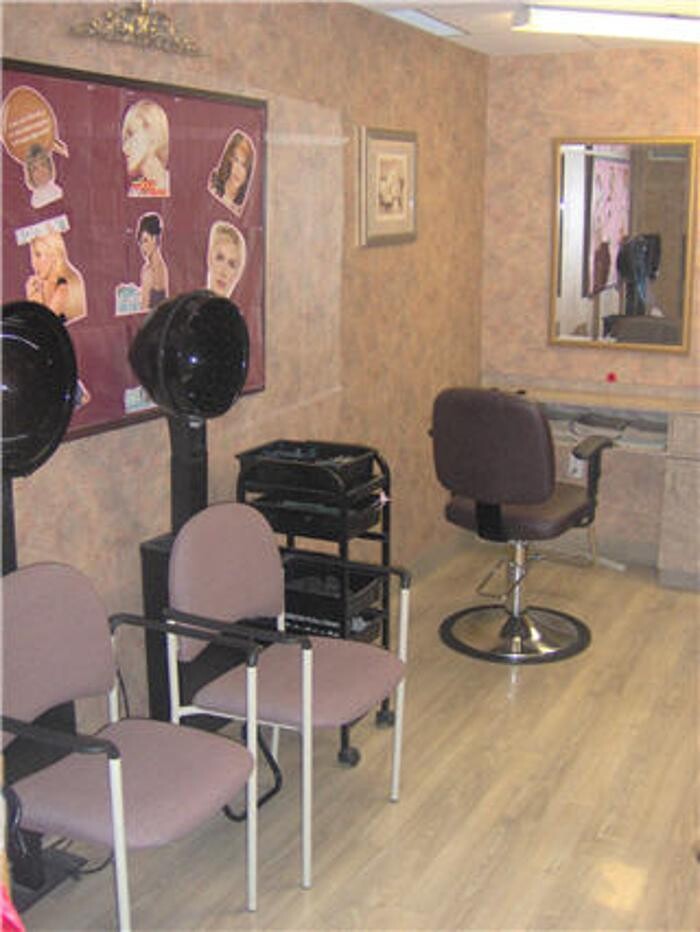 Images Queenston Place