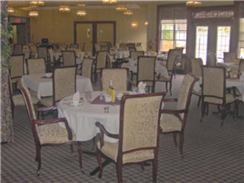 Images Queenston Place