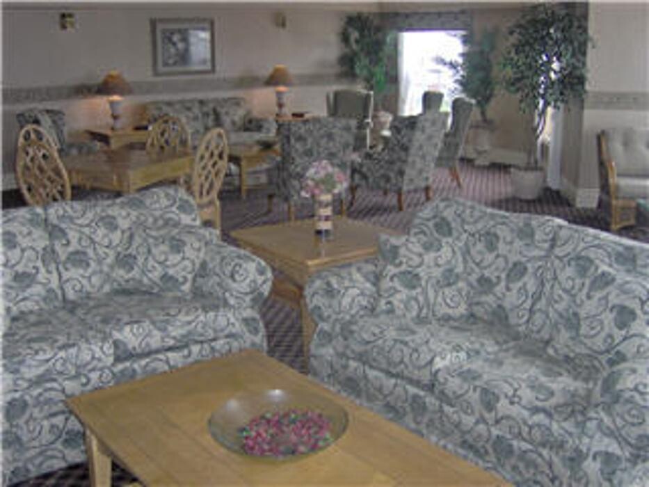 Images Queenston Place