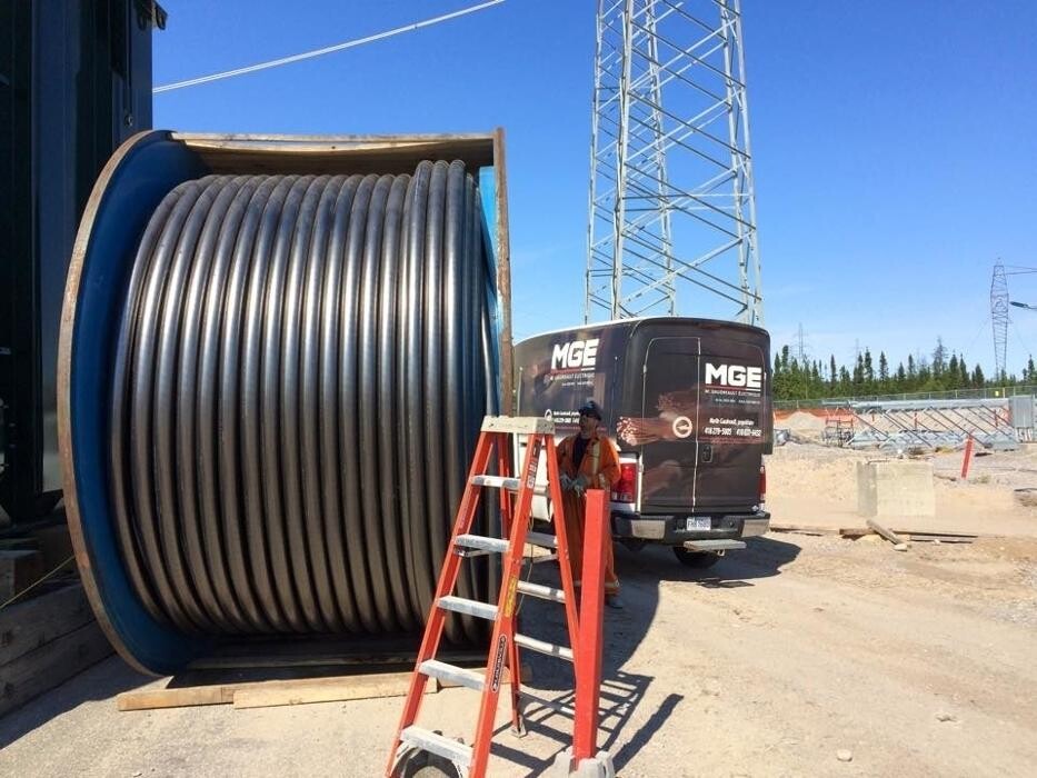 Images M. Gaudreault Électrique