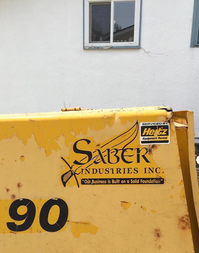 Images Saber Industries Inc