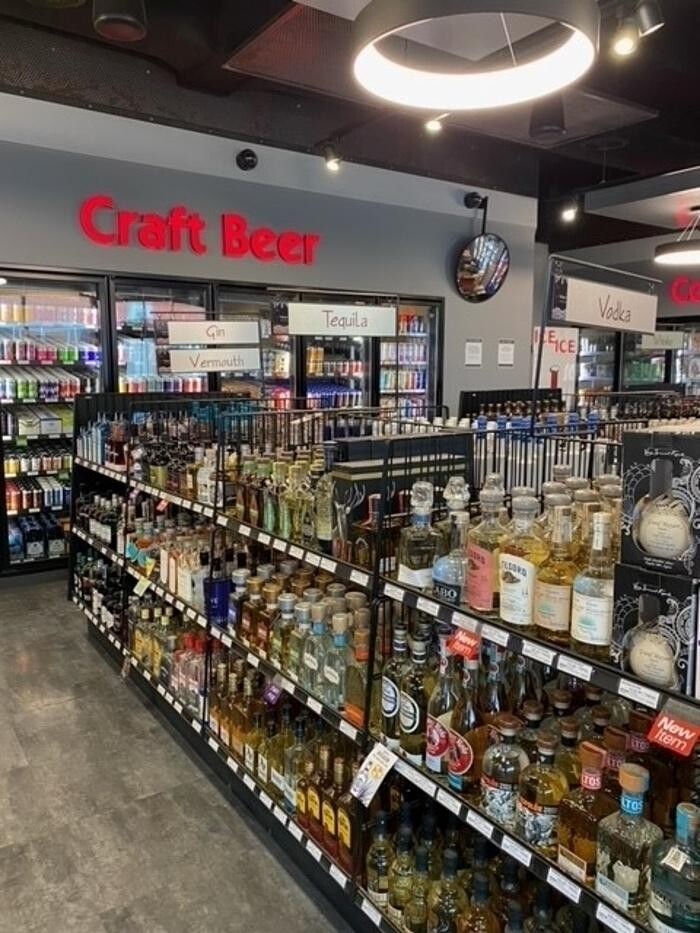 Images Mission Liquor Store