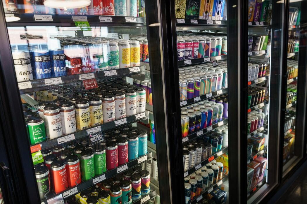 Images Mission Liquor Store