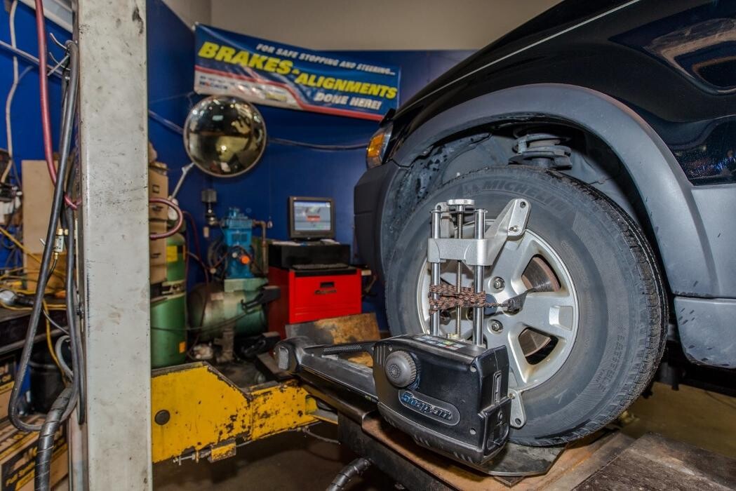 Images Fast Service Auto Repairs Ltd