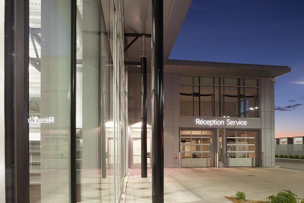 Images Mercedes-Benz Montréal-Est