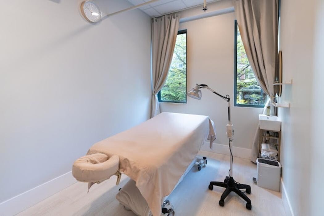 Images Yaletown Wellness Center - Hamilton