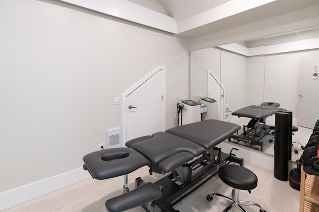 Images Yaletown Wellness Center - Hamilton