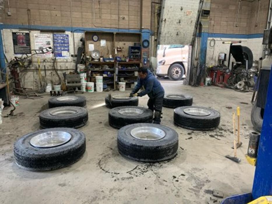 Images Ward Tirecraft - 3307