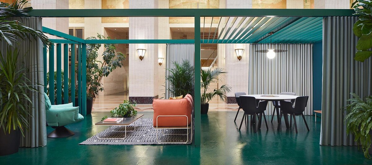 Images Consulis Environnement de bureau