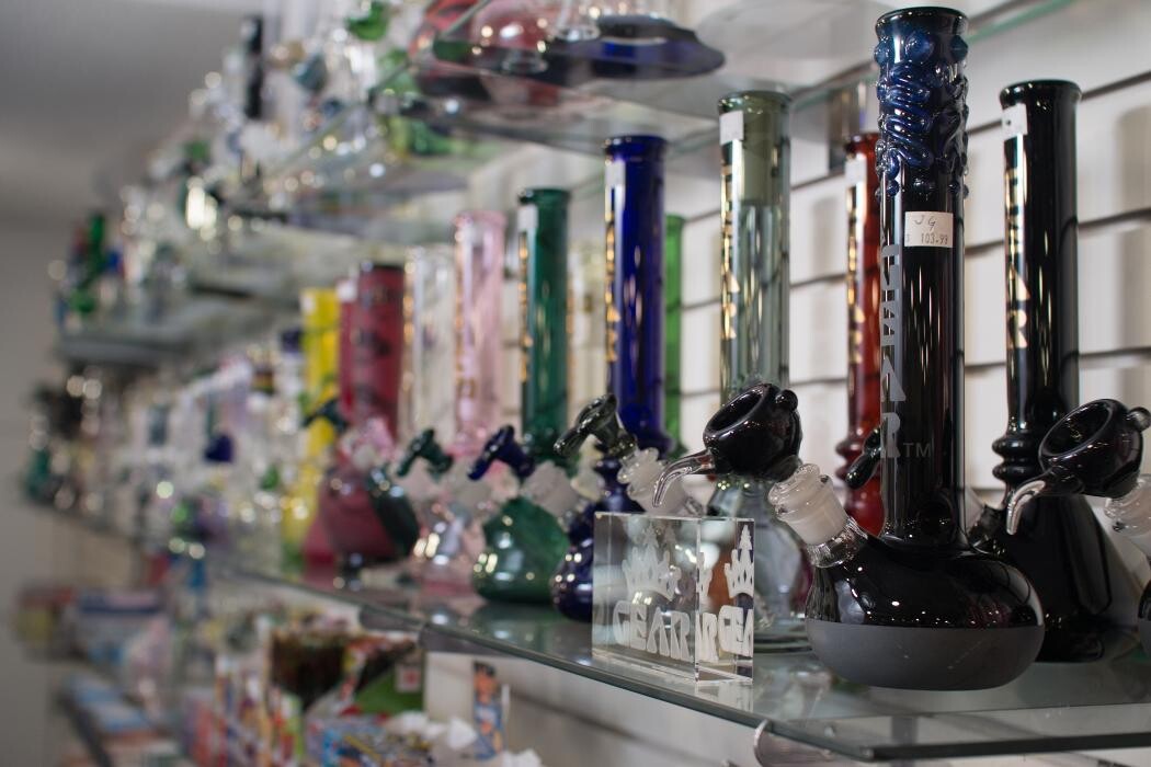 Images Doctor Love & Hemp City