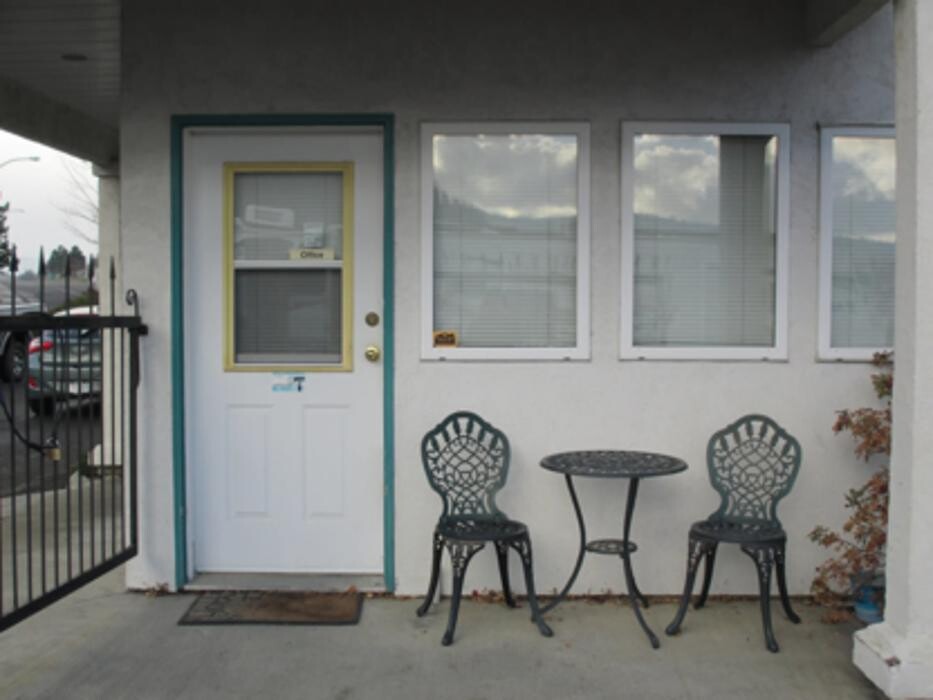 Images McGill Mini Storage