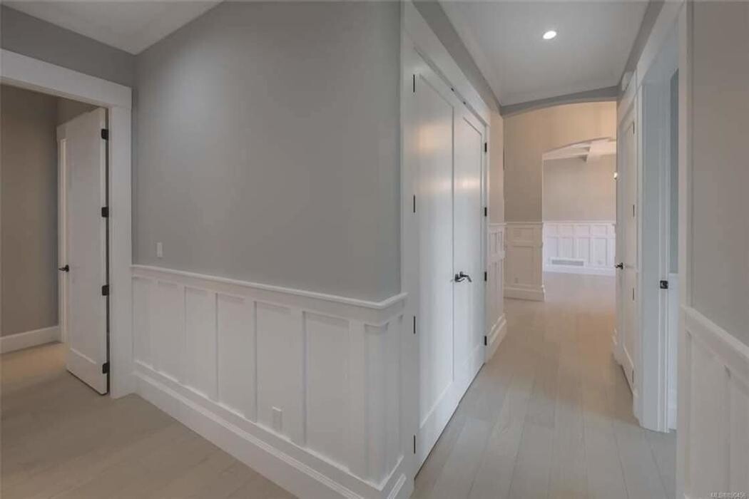 Images Red Door Finishing Ltd