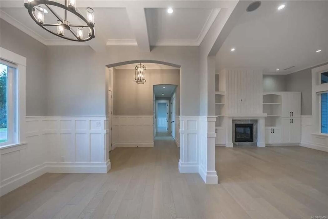 Images Red Door Finishing Ltd