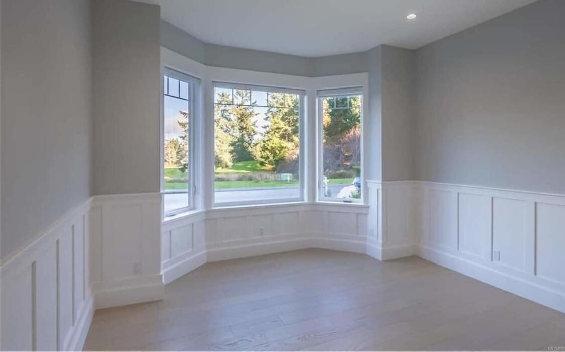 Images Red Door Finishing Ltd