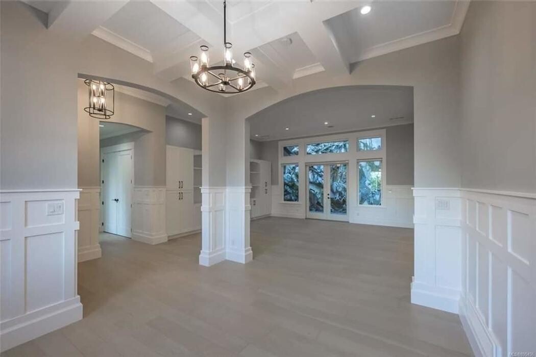 Images Red Door Finishing Ltd