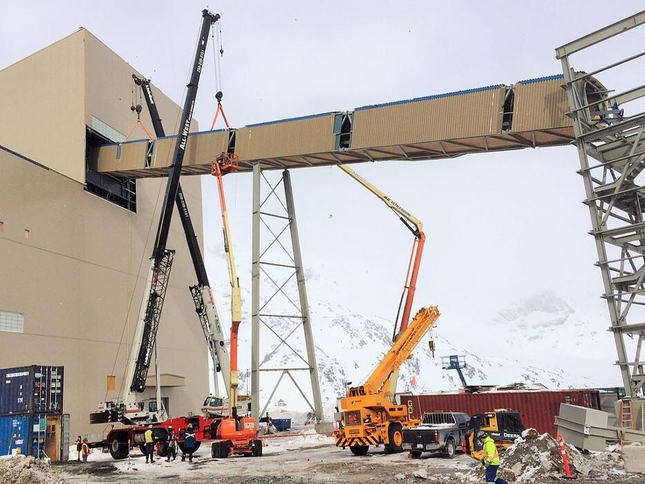 Images All-West Crane and Rigging Ltd.