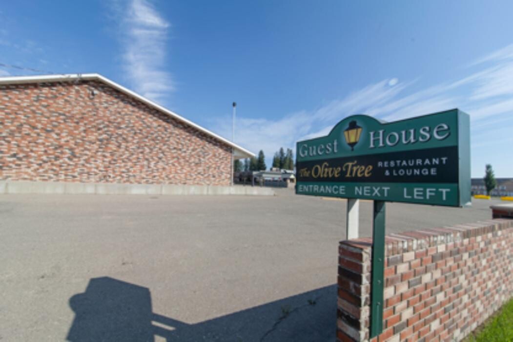 Images Guest House Inn & Suites