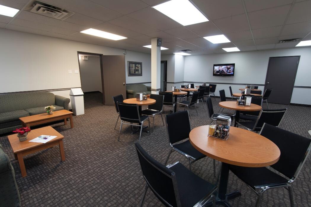 Images Guest House Inn & Suites