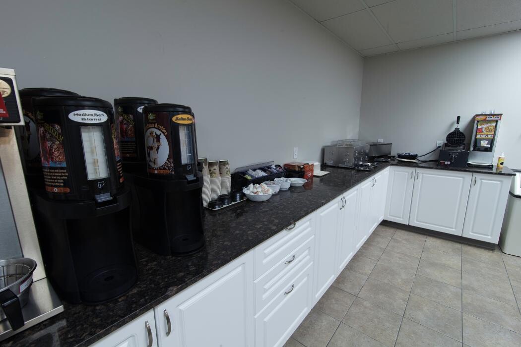 Images Guest House Inn & Suites
