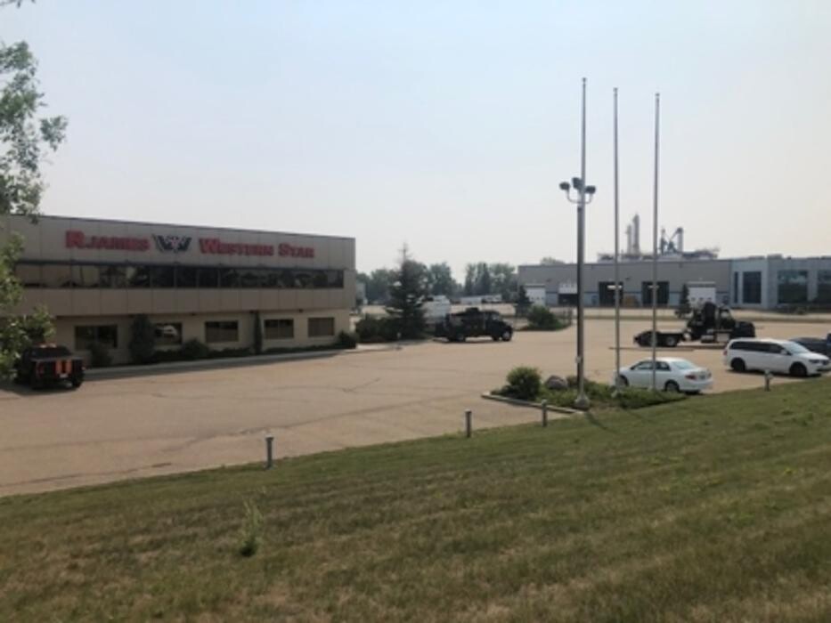 Images RJames Western Star