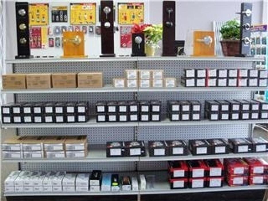 Images Randy's Lock-Safe & Alarm Inc.