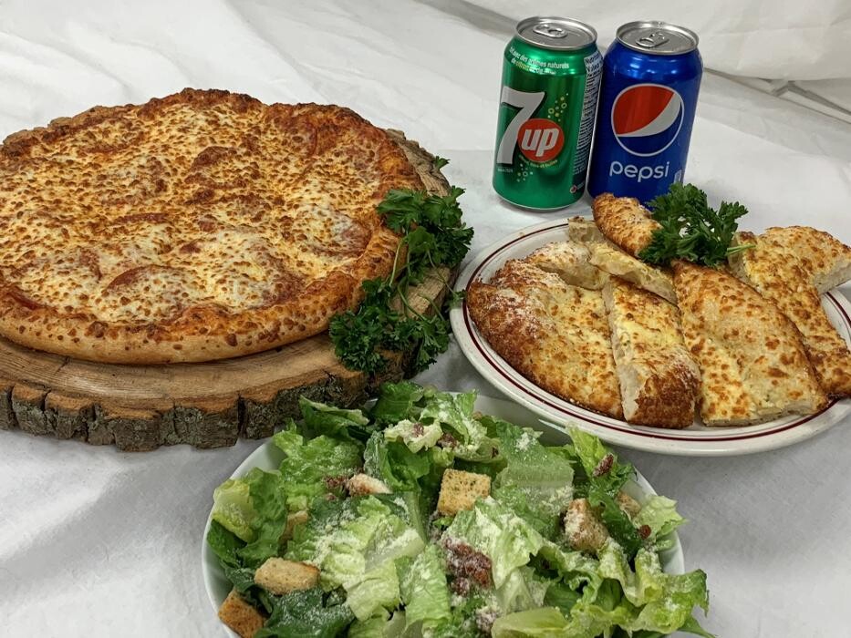 Images Godfathers Pizza - Dunnville