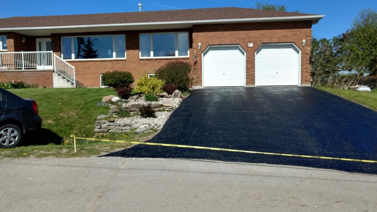 Images Asphalt Seal King & Snowplowing
