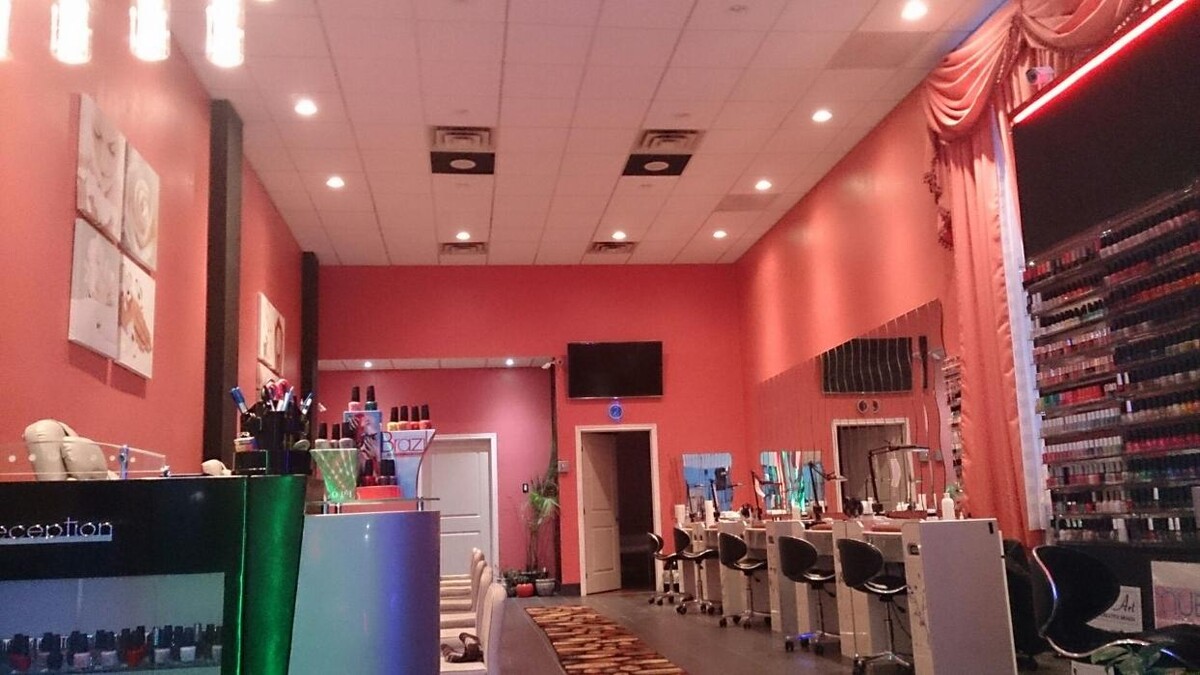 Images Eden Nails & Tanning