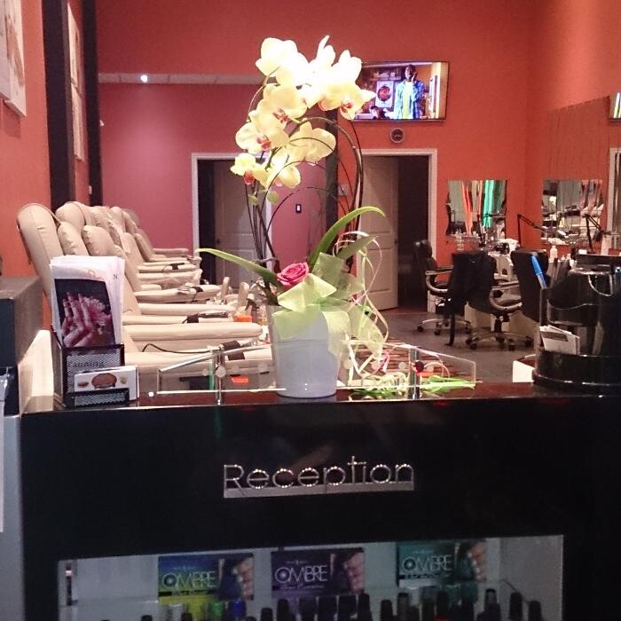 Images Eden Nails & Tanning