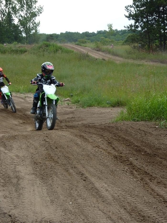 Images R J Motosport