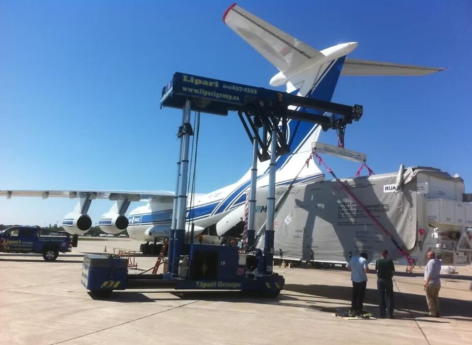 Images Groupe Lipari Déménagement de Machinerie