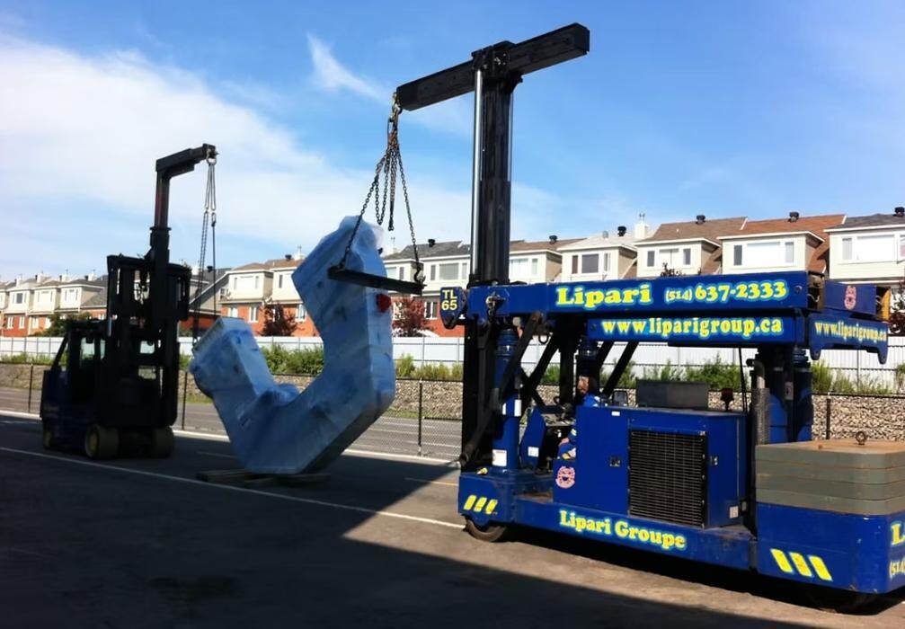 Images Groupe Lipari Déménagement de Machinerie