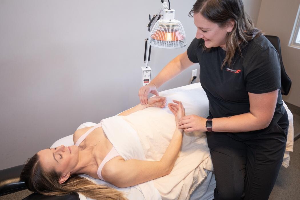 Images COMphysio + Performance Wellness